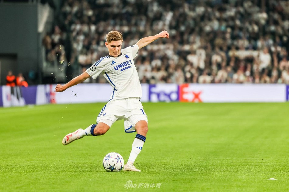 在试图解围 在试图解围